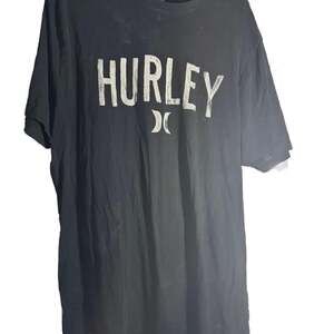 Hurley Men's Classic Logo Graphic Short Sleeve Black T-Shirt